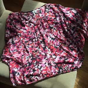 Jennifer Lopez floral blouse